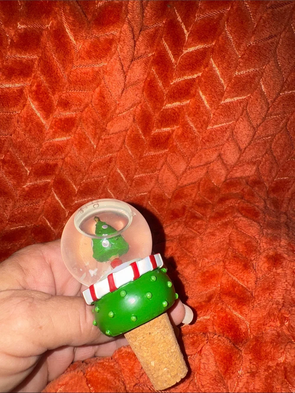 Vintage Christmas Tree Snow Globe Wine Bottle Stopper Festive Holiday Barware De